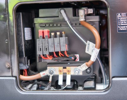 Leisure battery.jpg Leisure battery.jpg